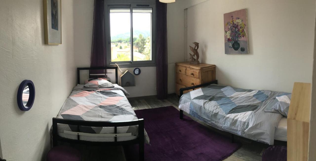 Appartement A 300M Du Centre Et Des Plages كولِيورْ المظهر الخارجي الصورة